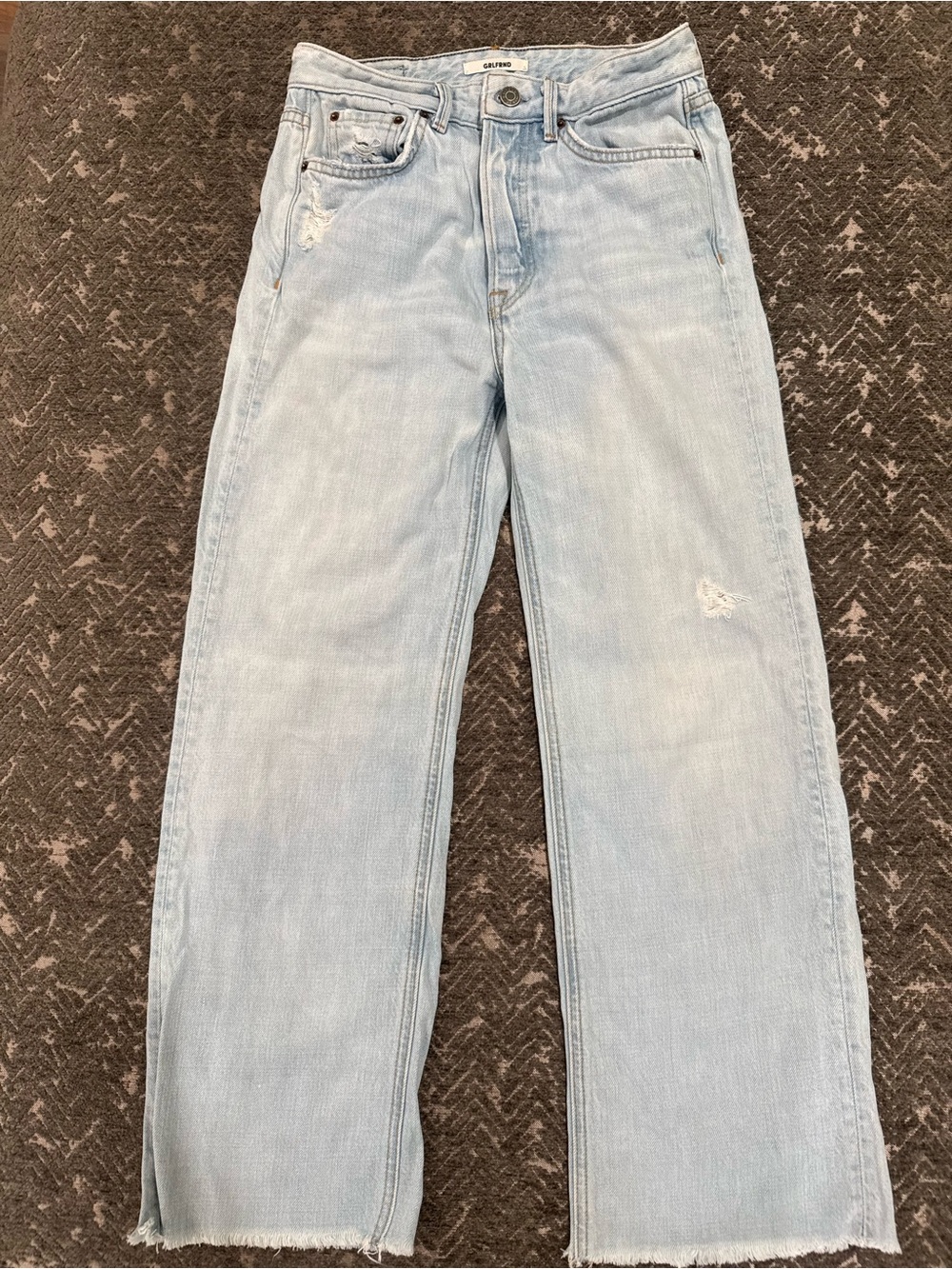 GRLFRND Light Wash Ankle Jean (Size 25)